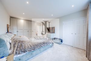 Photo 35- click for photo gallery